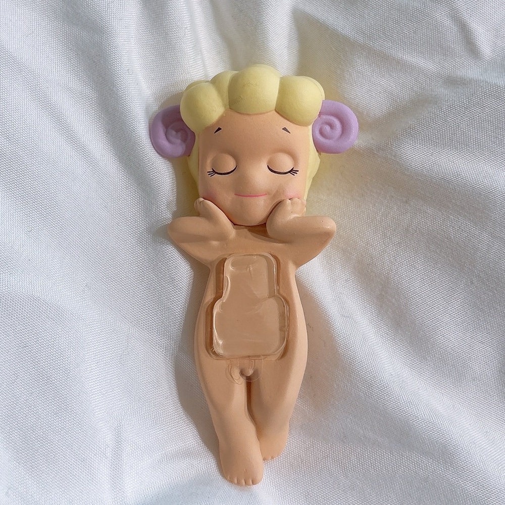 Sonny Angel dreaming hipper Sheep